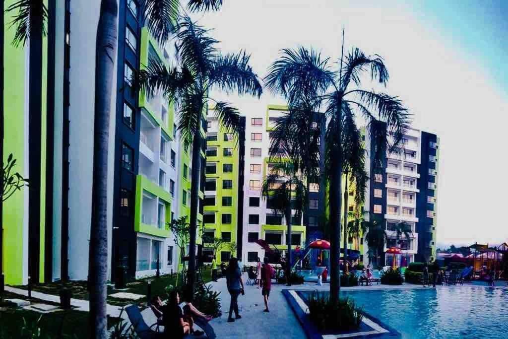 Manhattan Condo Ipoh With Water Park And Pool View Luaran gambar